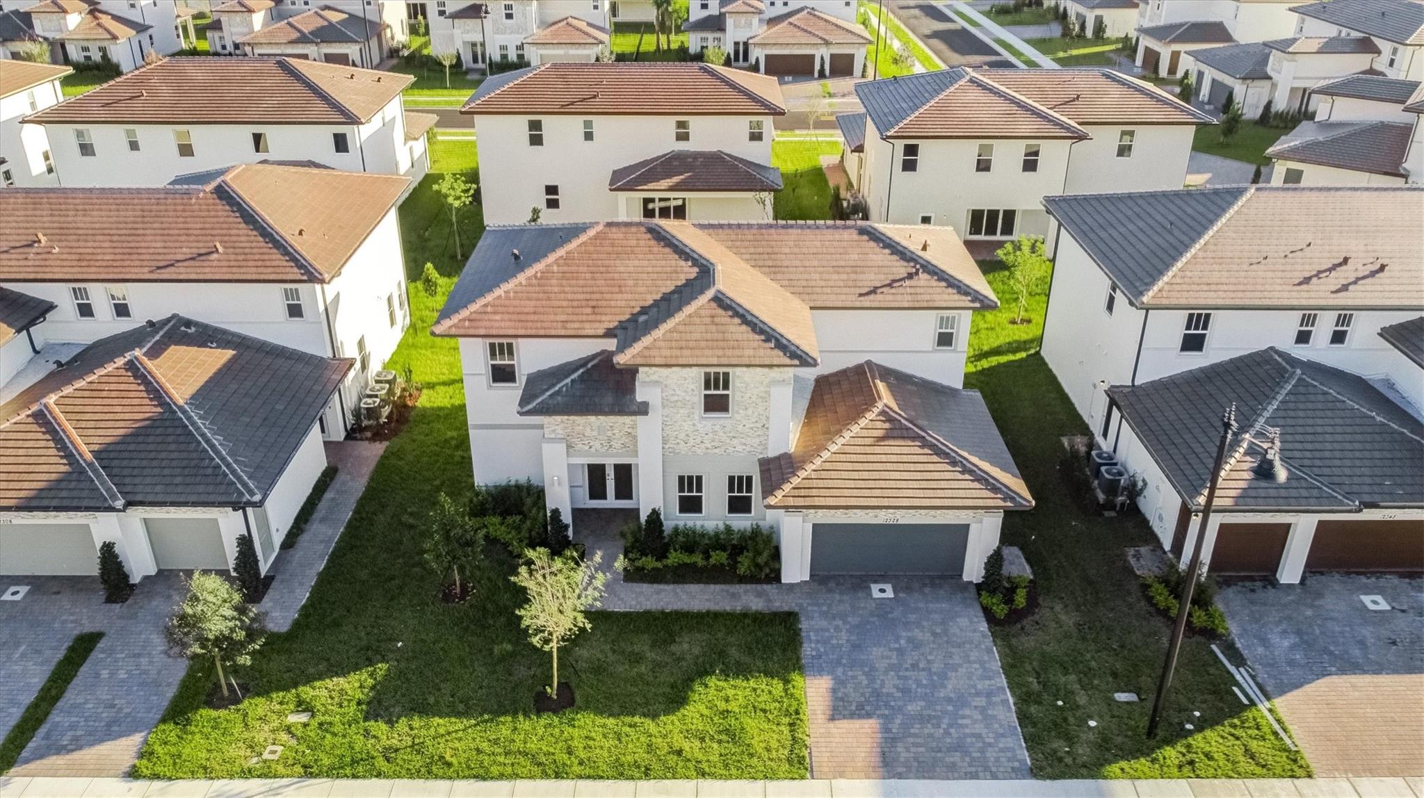 CRESCENT RIDGE - Residential