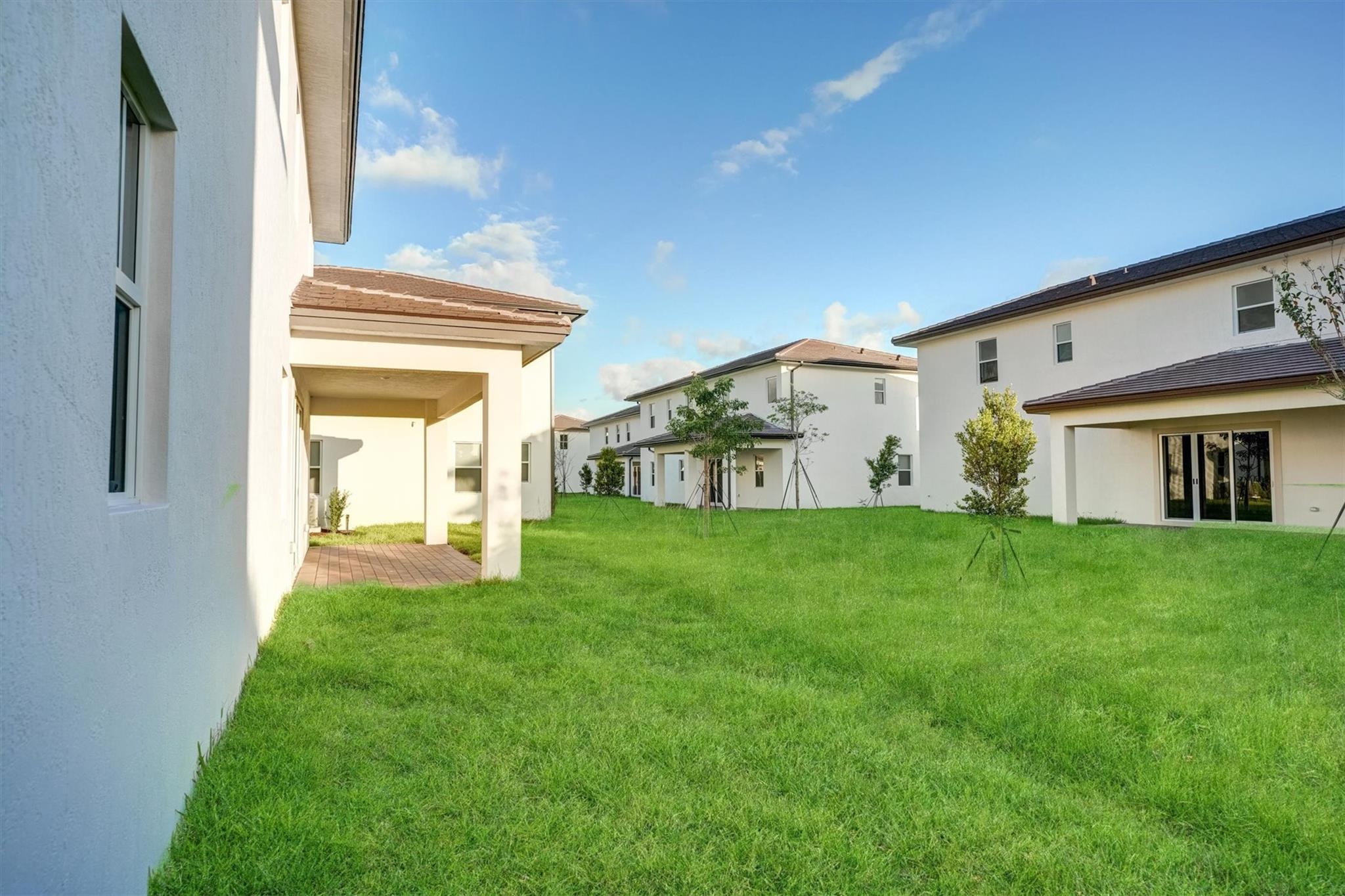 CRESCENT RIDGE - Residential