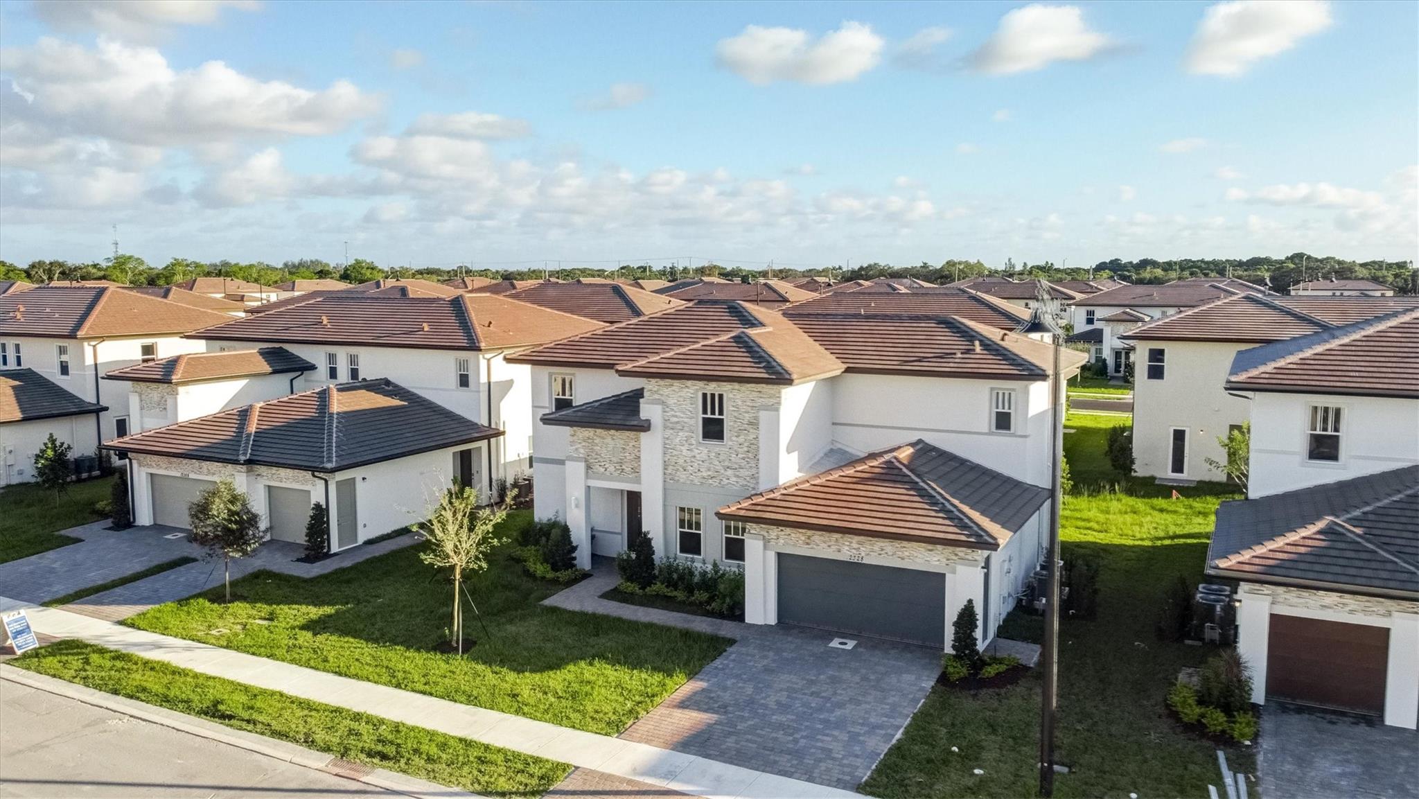 CRESCENT RIDGE - Residential