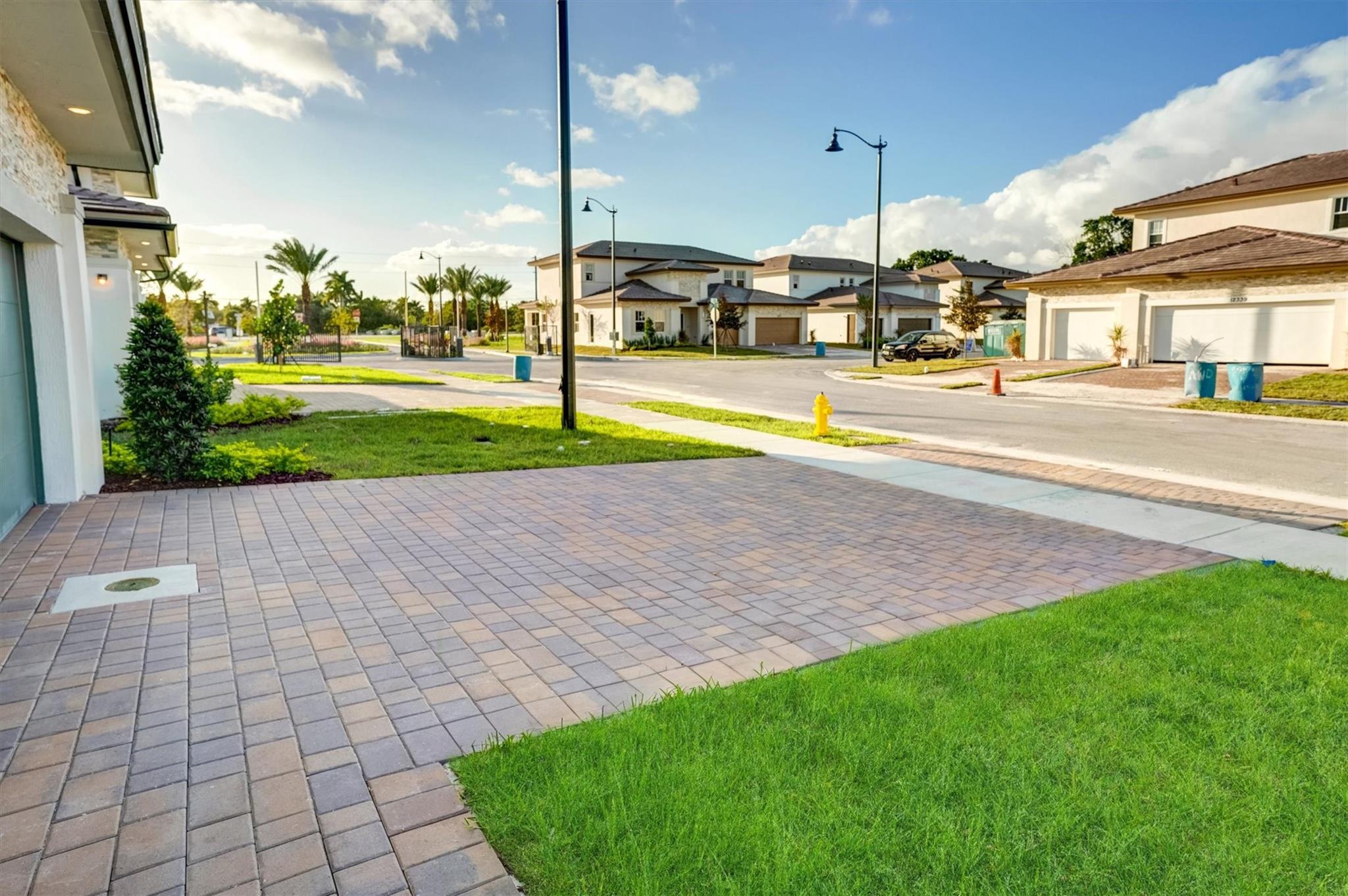 CRESCENT RIDGE - Residential