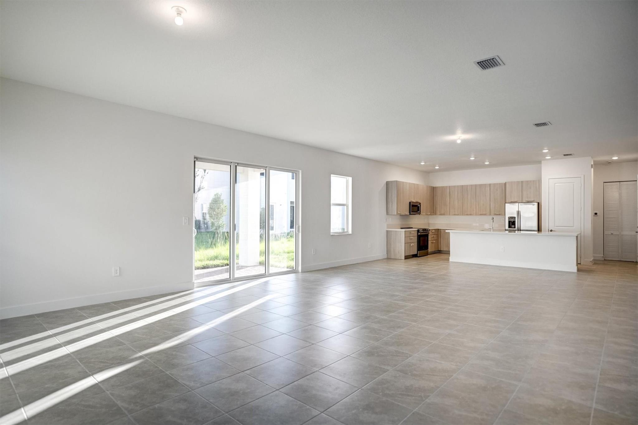 CRESCENT RIDGE - Residential