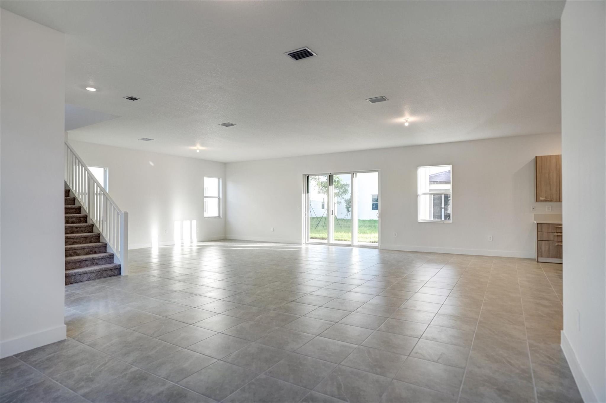 CRESCENT RIDGE - Residential