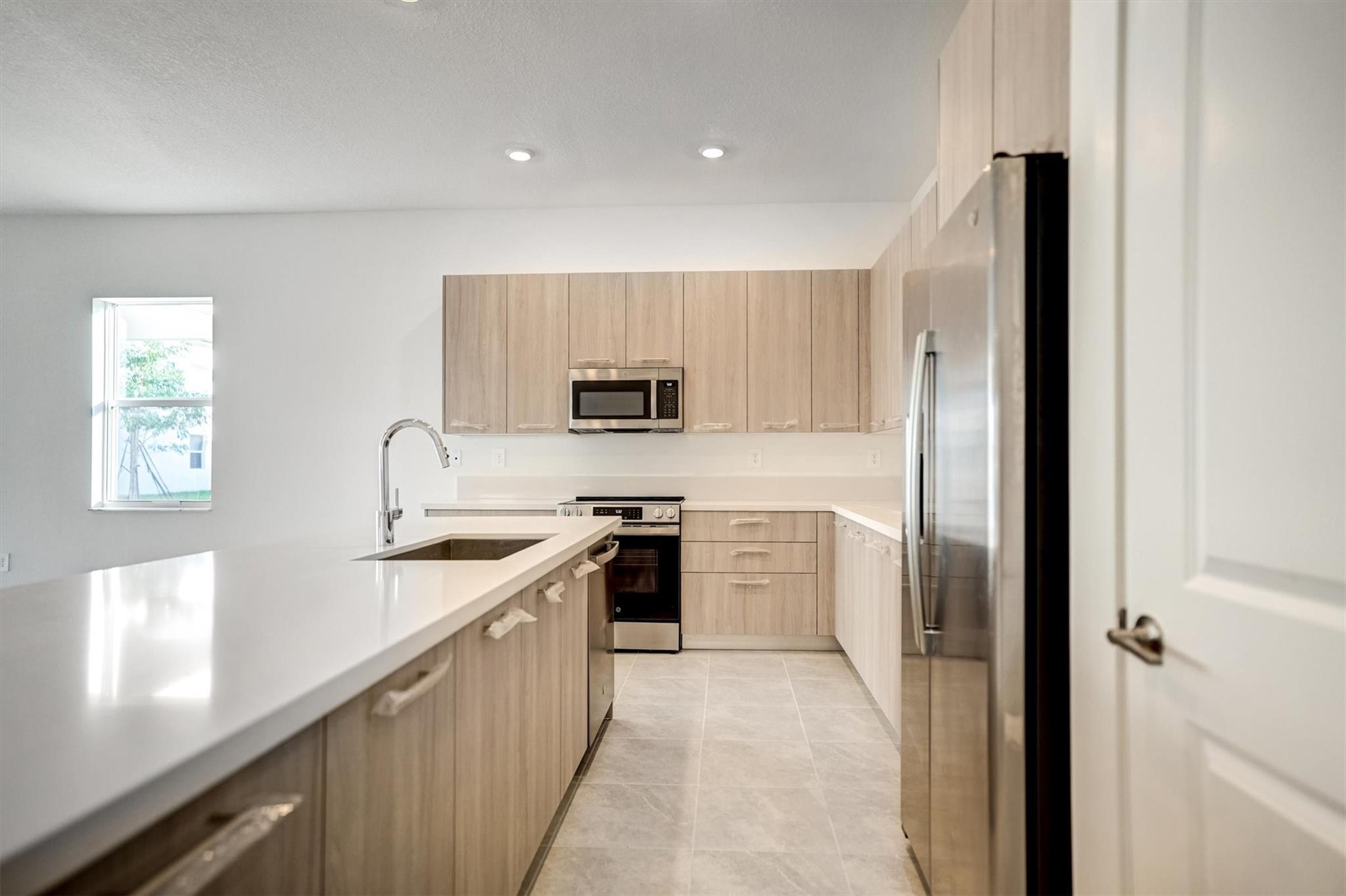 CRESCENT RIDGE - Residential