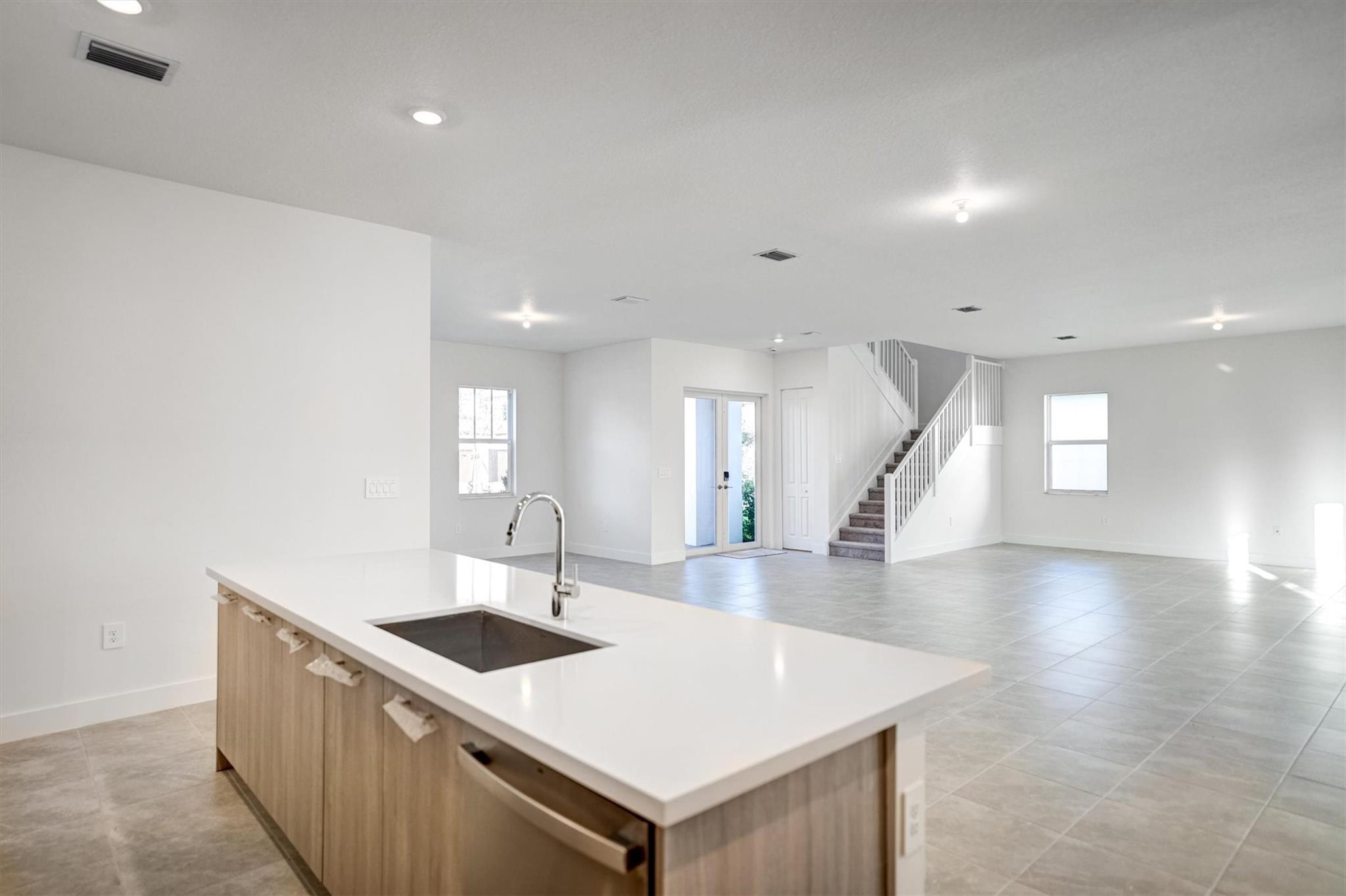 CRESCENT RIDGE - Residential