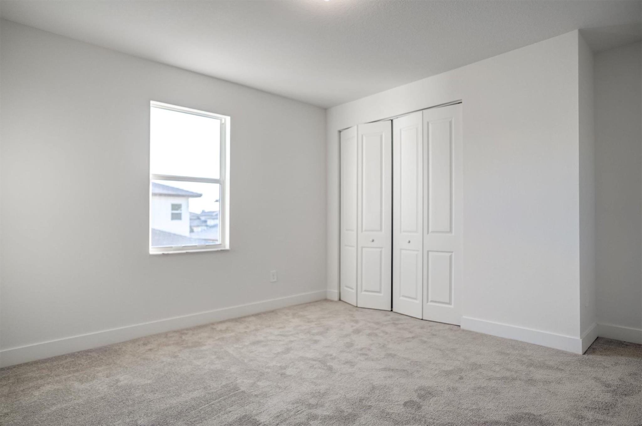 CRESCENT RIDGE - Residential