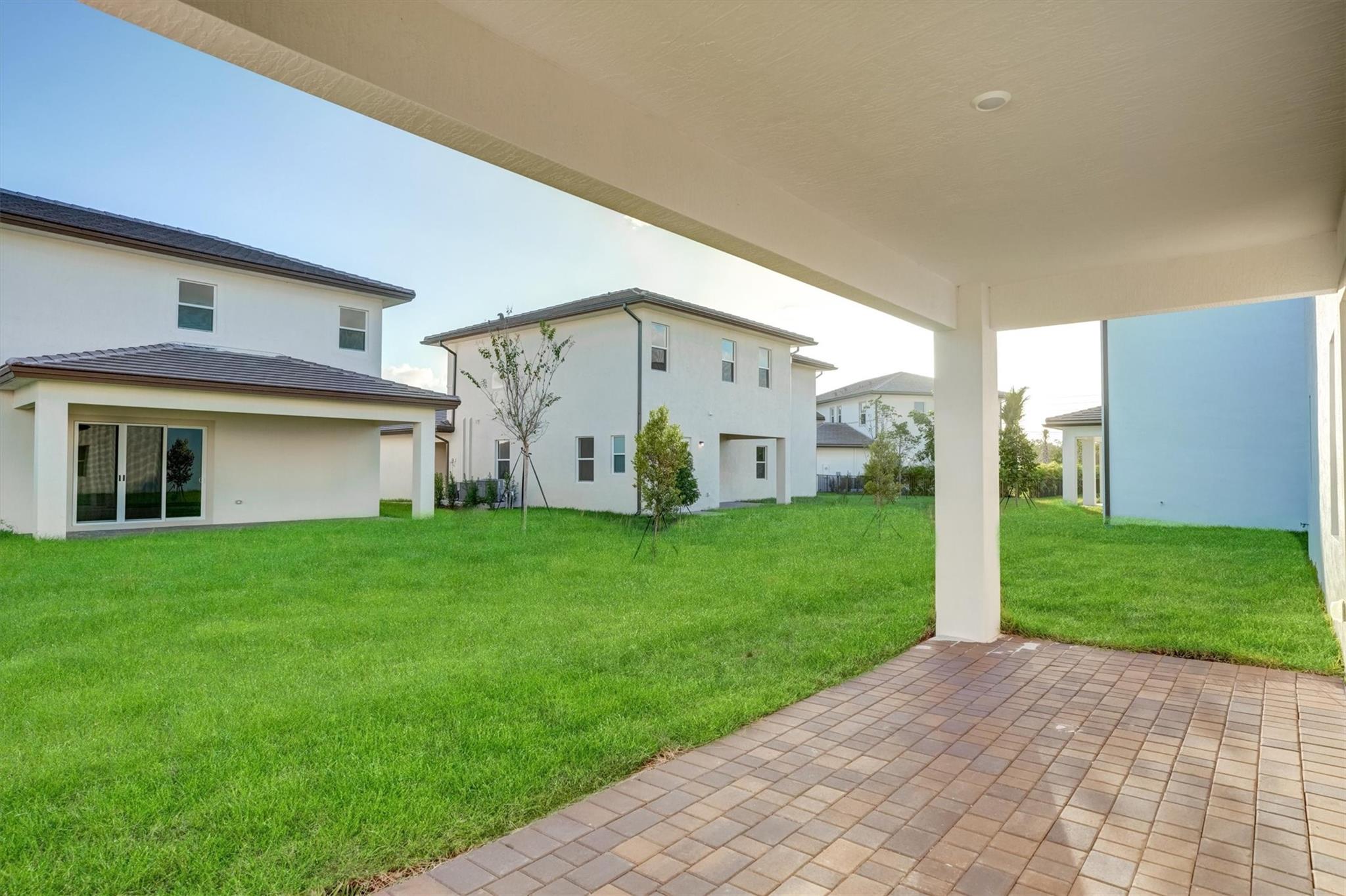 CRESCENT RIDGE - Residential