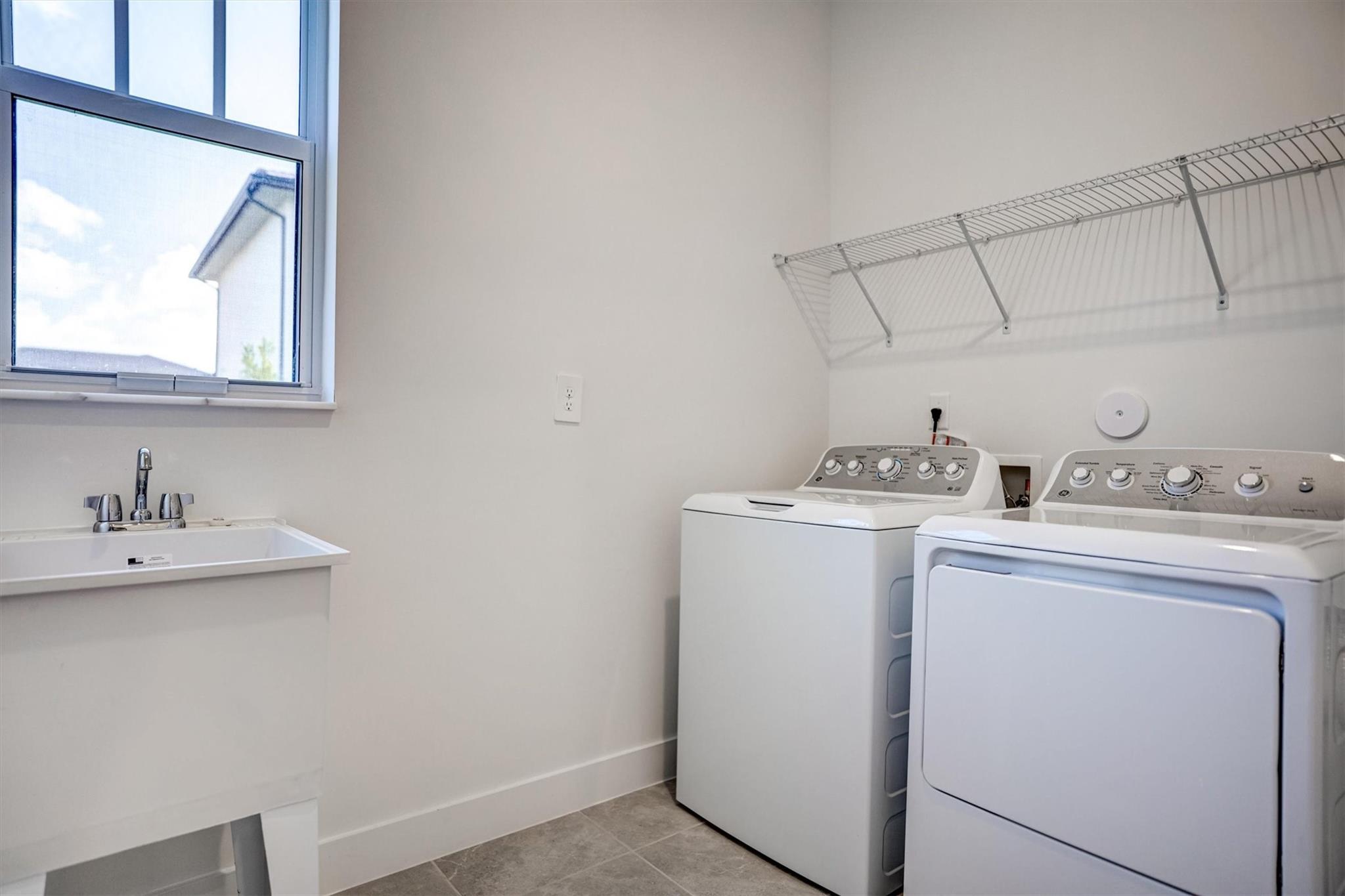CRESCENT RIDGE - Residential