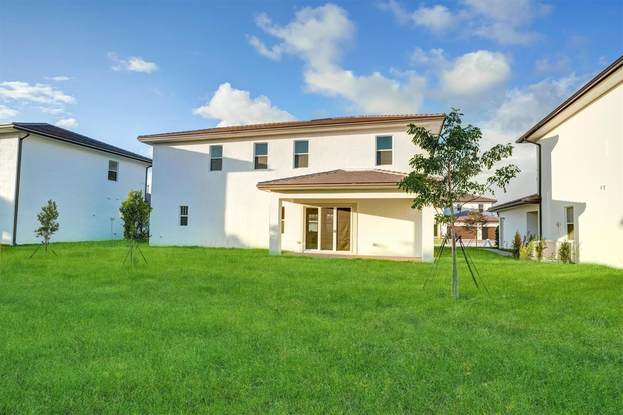 CRESCENT RIDGE - Residential