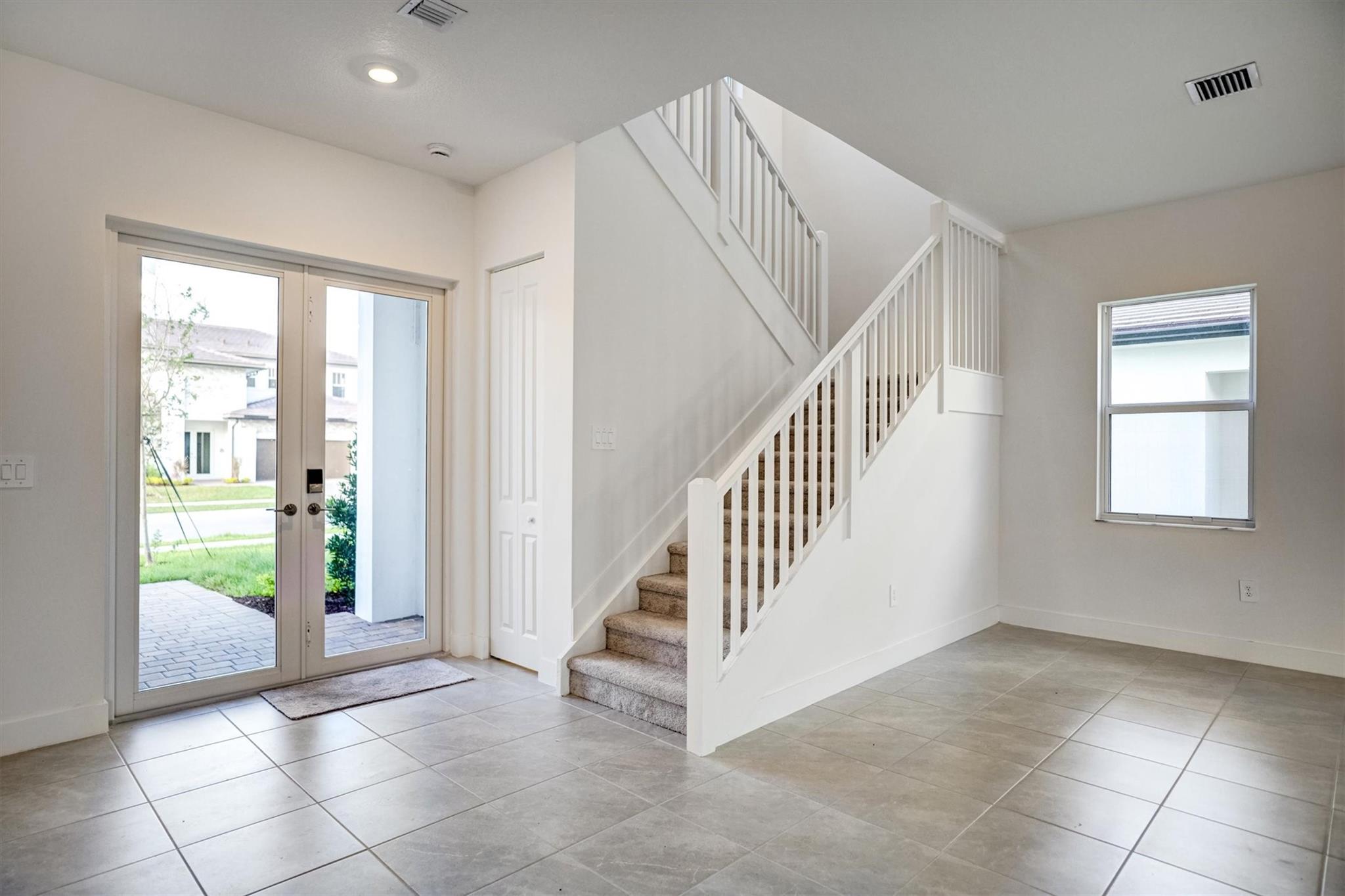 CRESCENT RIDGE - Residential