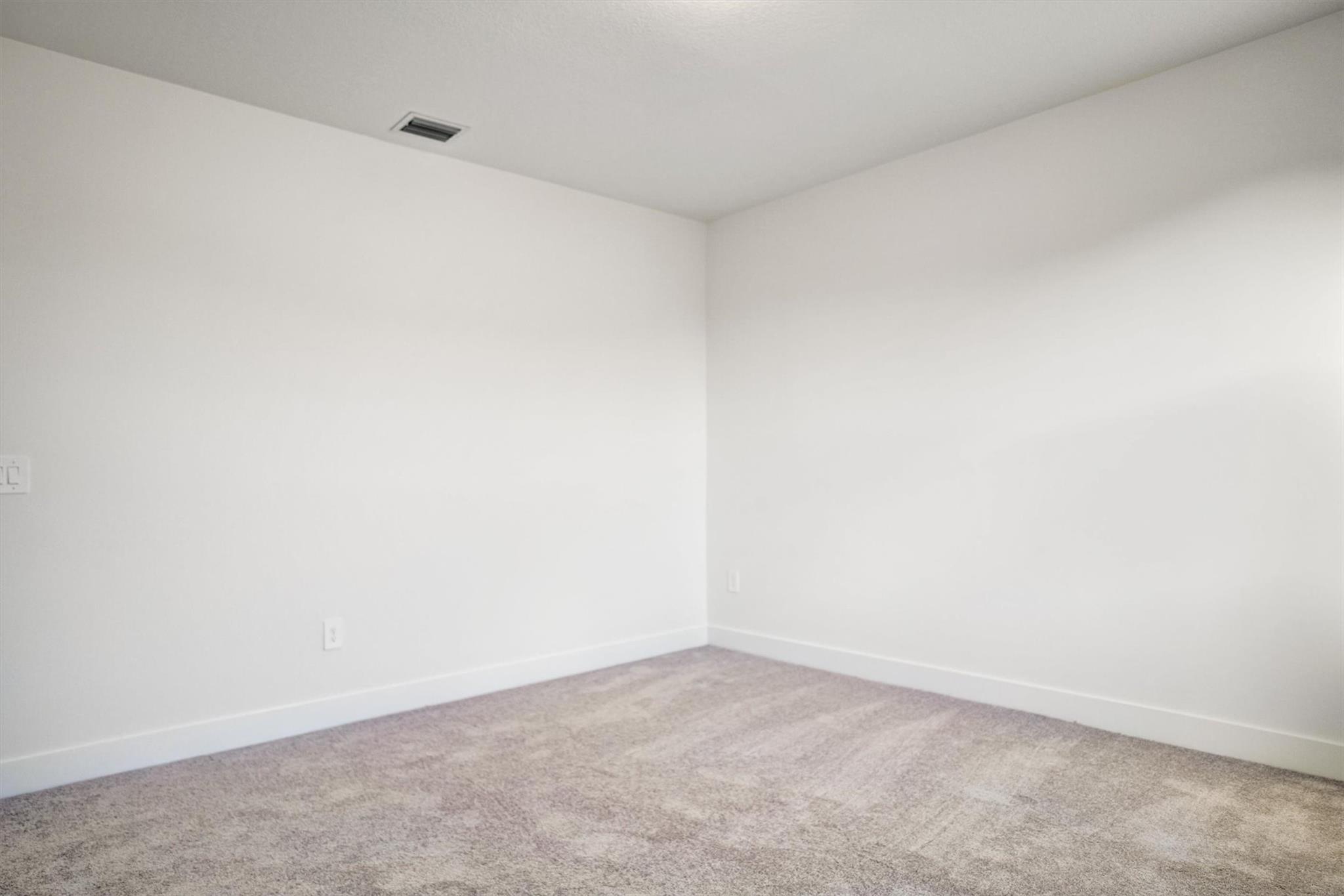 CRESCENT RIDGE - Residential