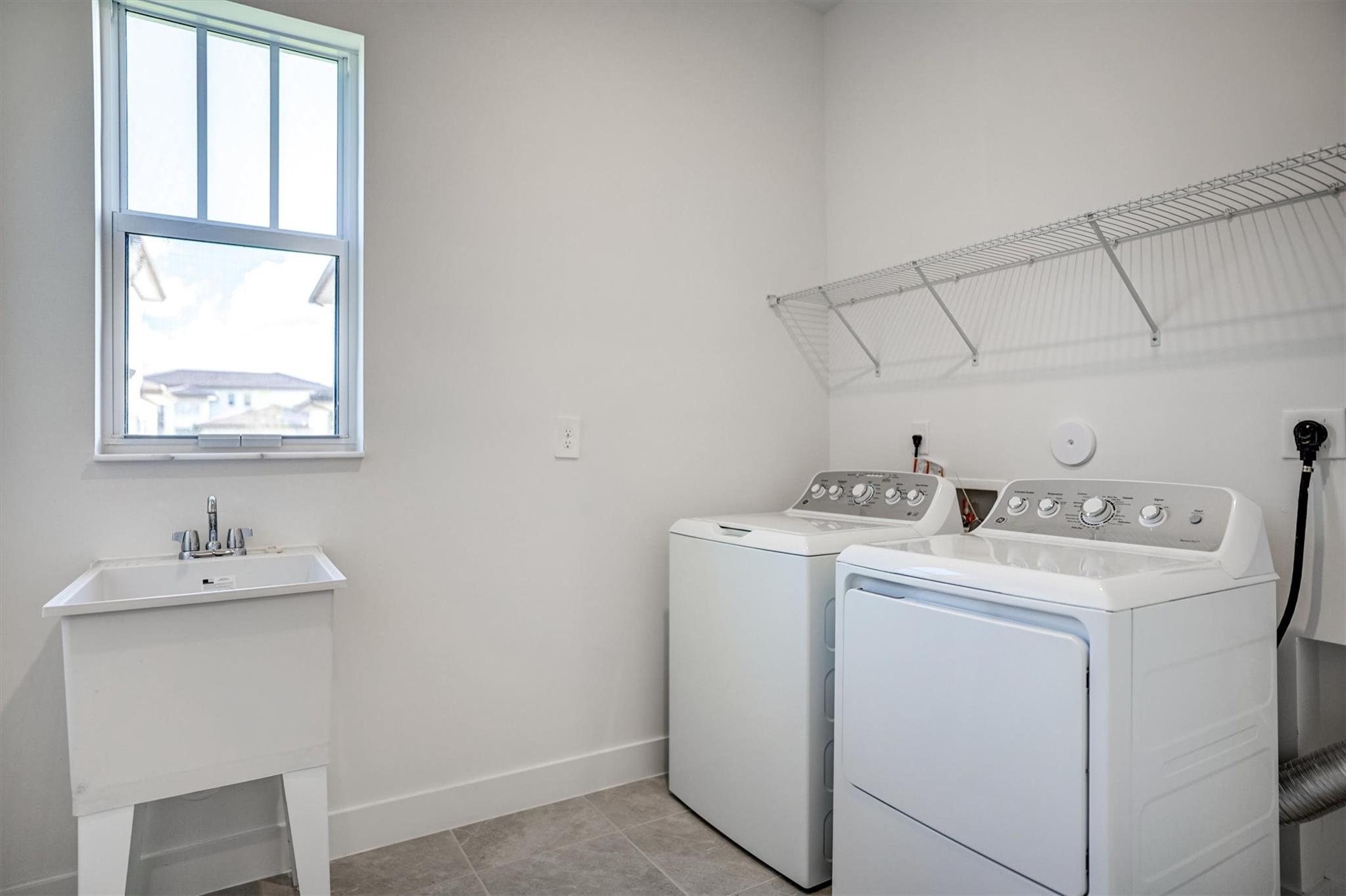 CRESCENT RIDGE - Residential