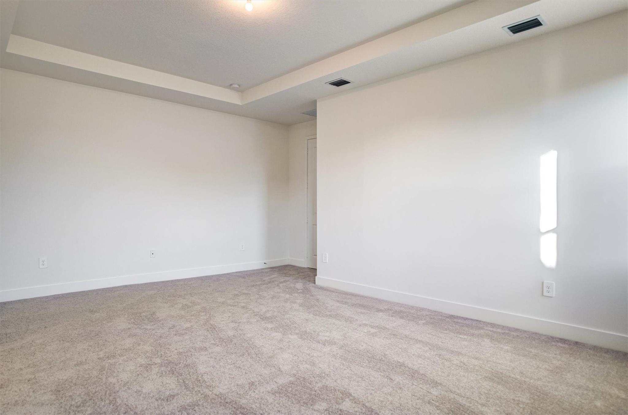 CRESCENT RIDGE - Residential