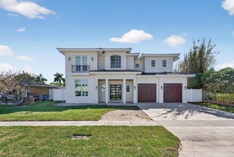 310 SE 9 Court Pompano Beach FL 33060