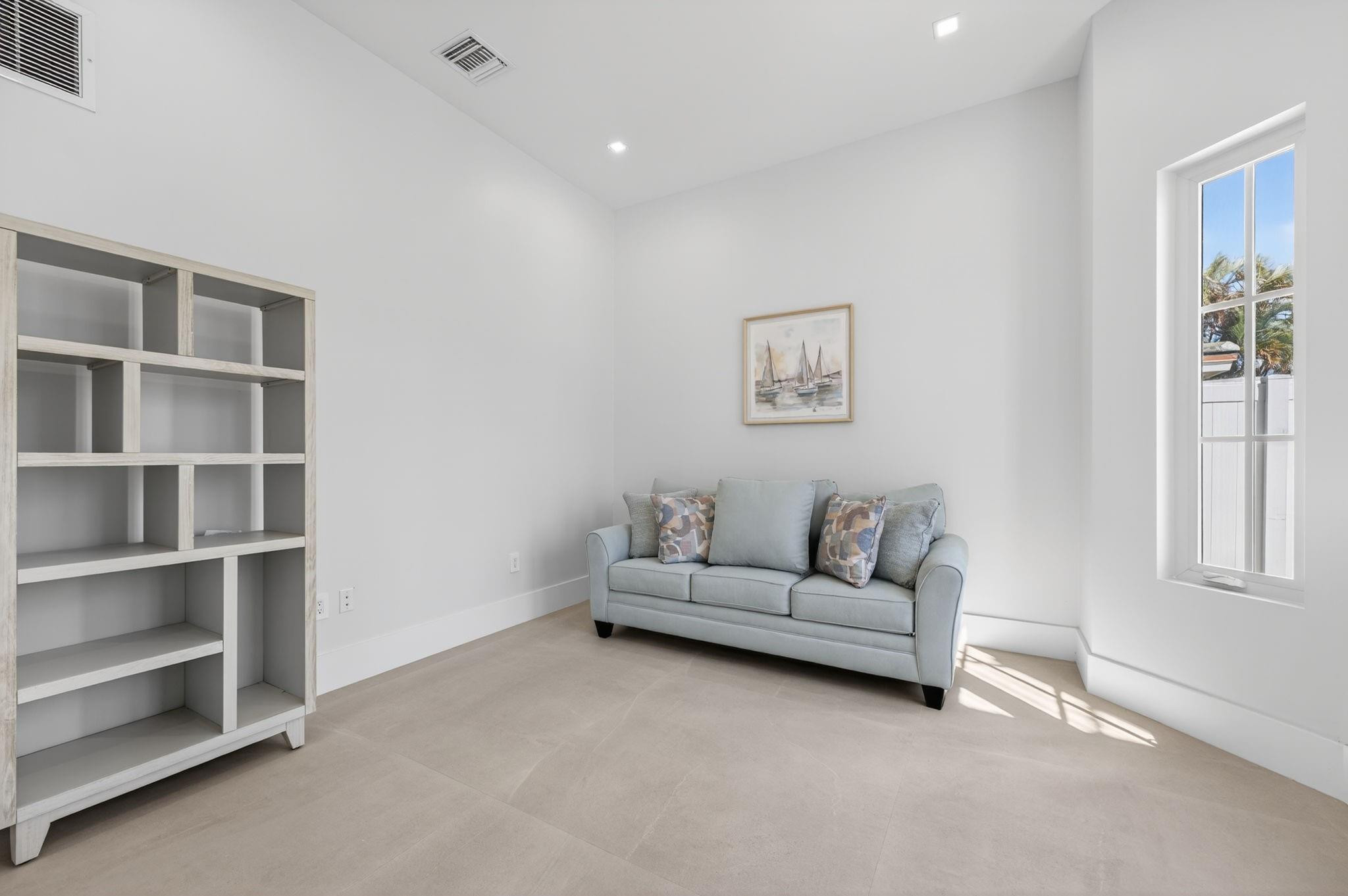 CYPRESS HARBOR - Residential