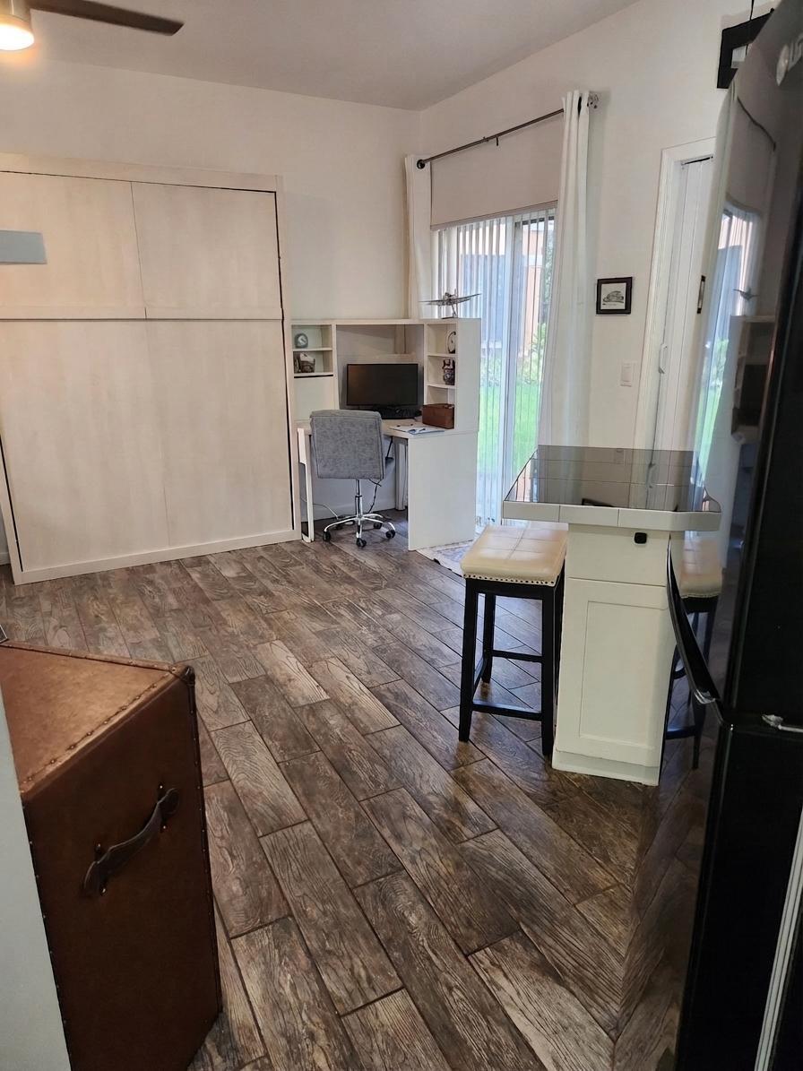 CASTLE PINES CONDOMINIUM - Residential Lease