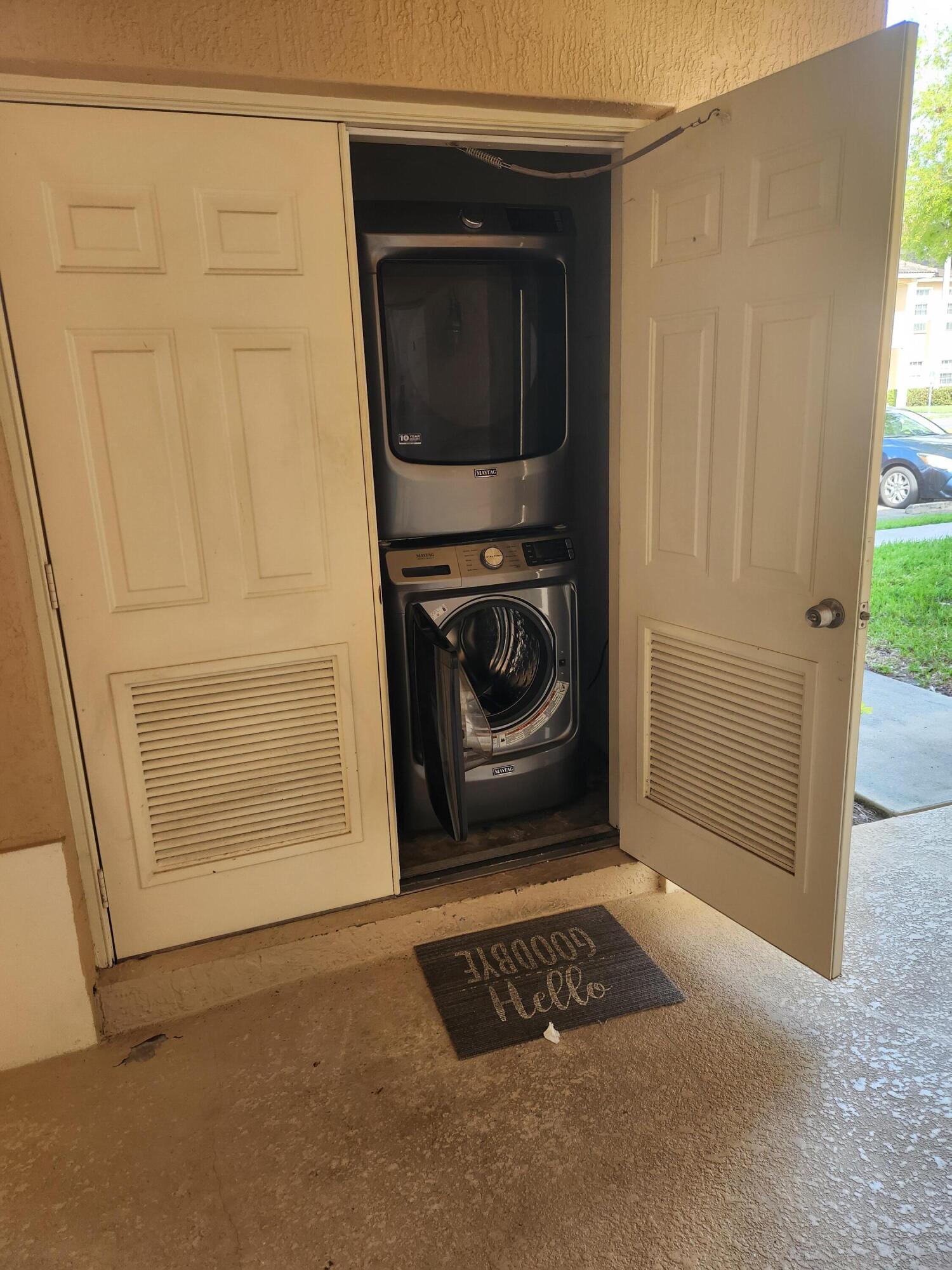 CASTLE PINES CONDOMINIUM - Residential Lease