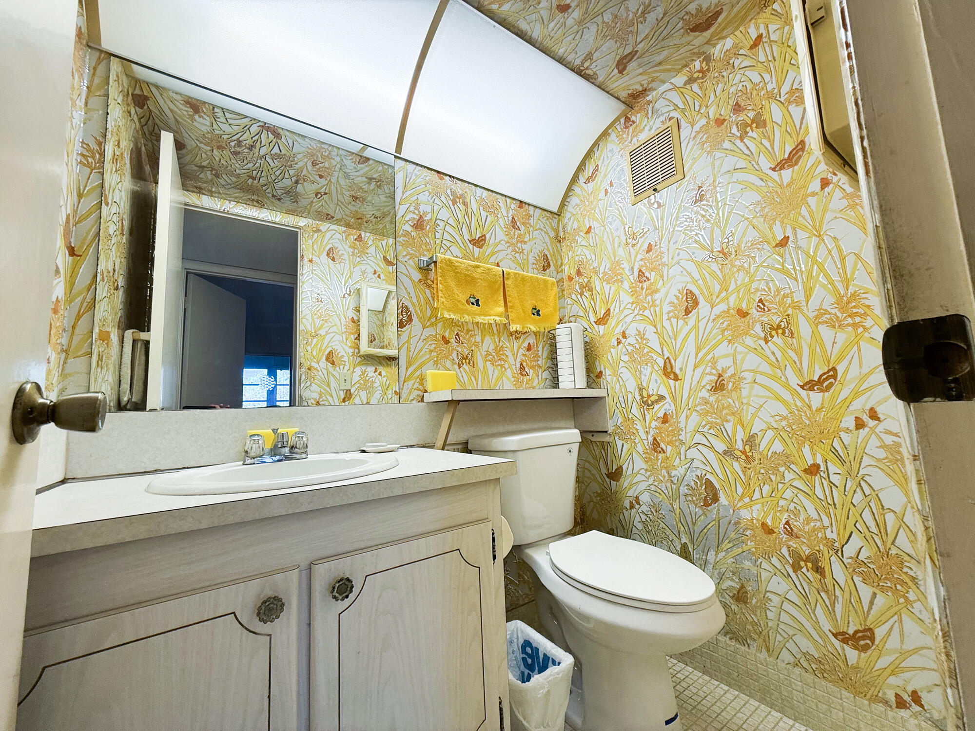 CAMBRIDGE A CONDO - Residential