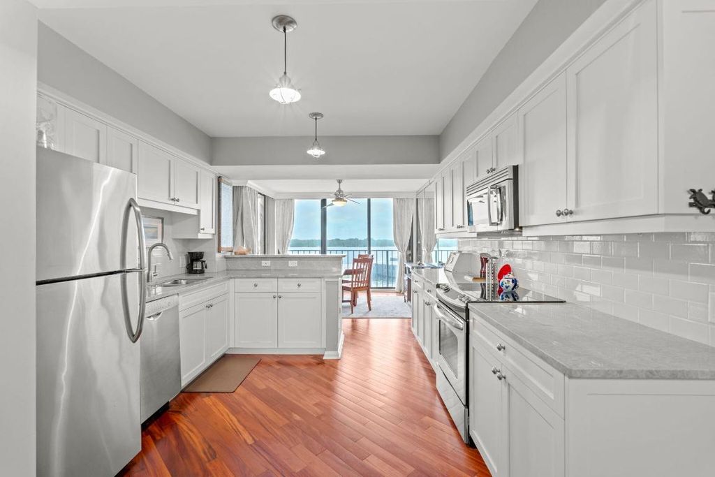 Photo of 124 Lakeshore Drive #5290, North Palm Beach, FL 33408 (MLS # R11131787)