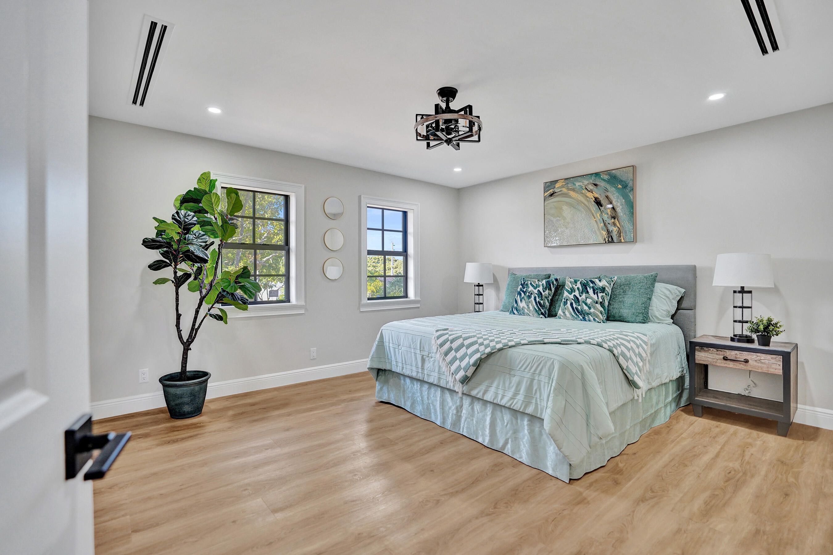 SOUTHLAND PARK - Residential