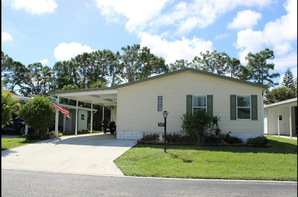 Photo of 4432 SE Sweetwood Way, Stuart, FL 34997 (MLS # B26059770)