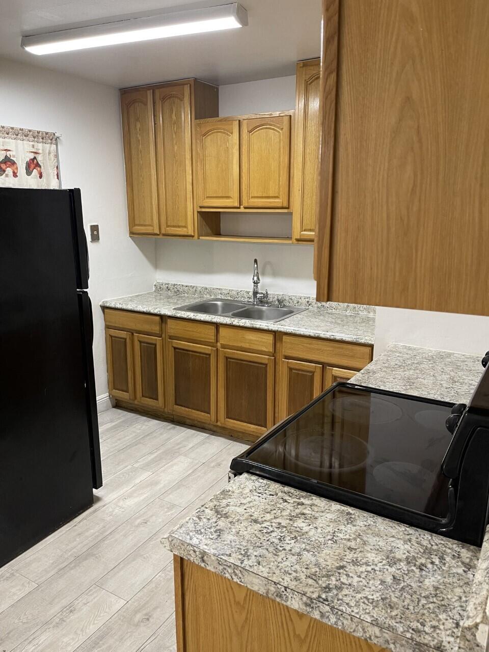 3 bedrooms, 1 bath, carport. Nice & clean move in condition! Fenced yard!