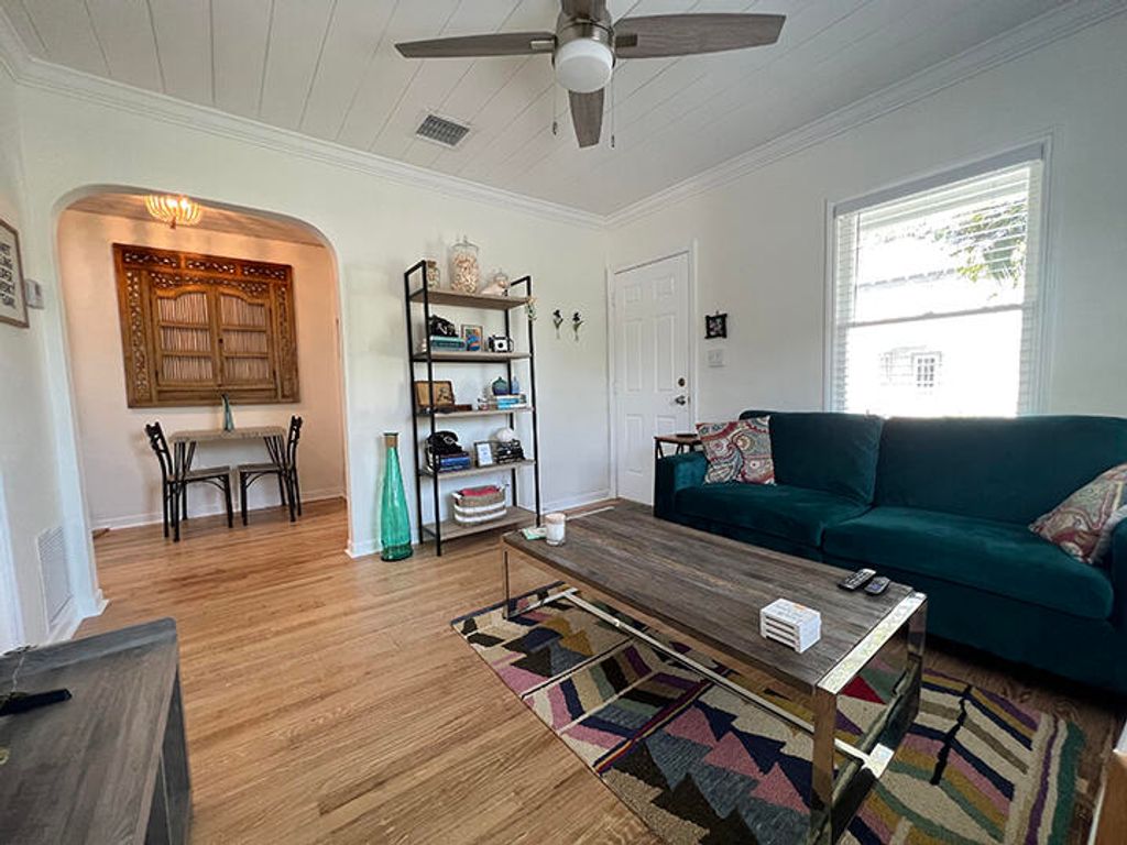 Photo of 430 N L Street, Lake Worth Beach, FL 33460 (MLS # B26028831)
