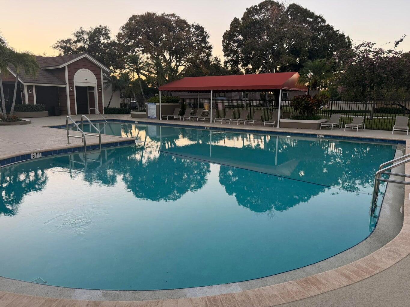 HERITAGE VILLAGE OF P B LAKES - Residential Lease