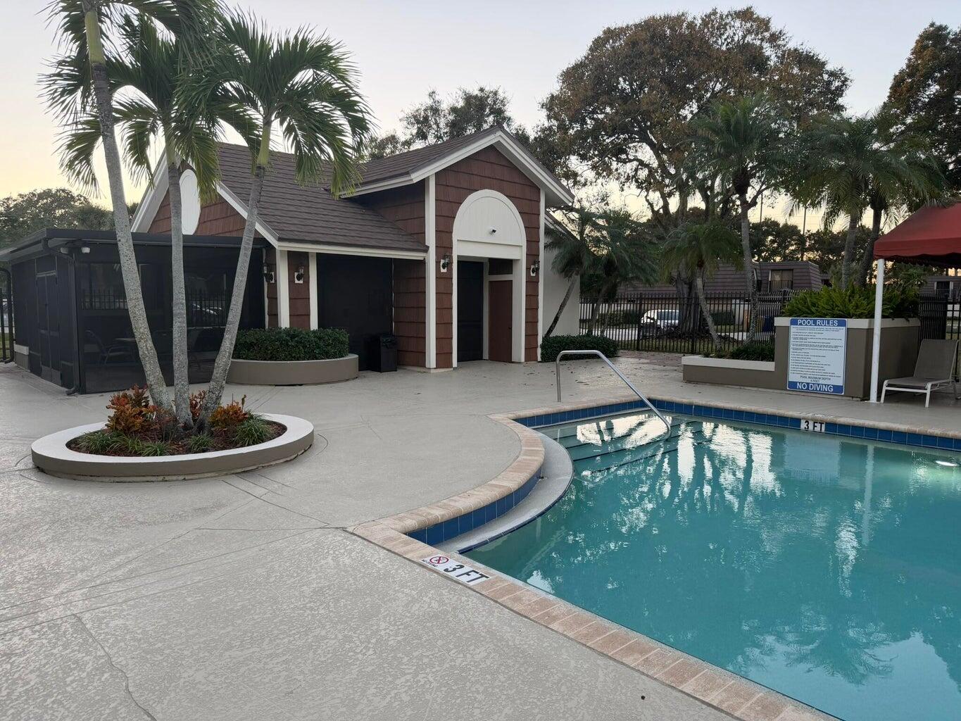 HERITAGE VILLAGE OF P B LAKES - Residential Lease