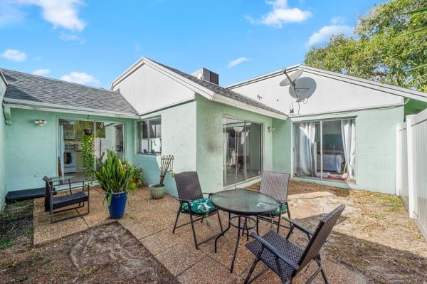 GREENHOUSE OF BOCA - Residential