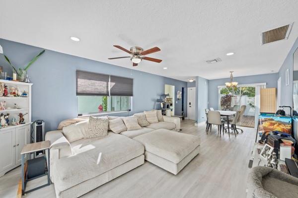 GREENHOUSE OF BOCA - Residential