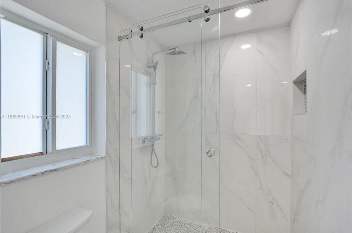 Glenwood Sub 69-33 B - Residential Lease