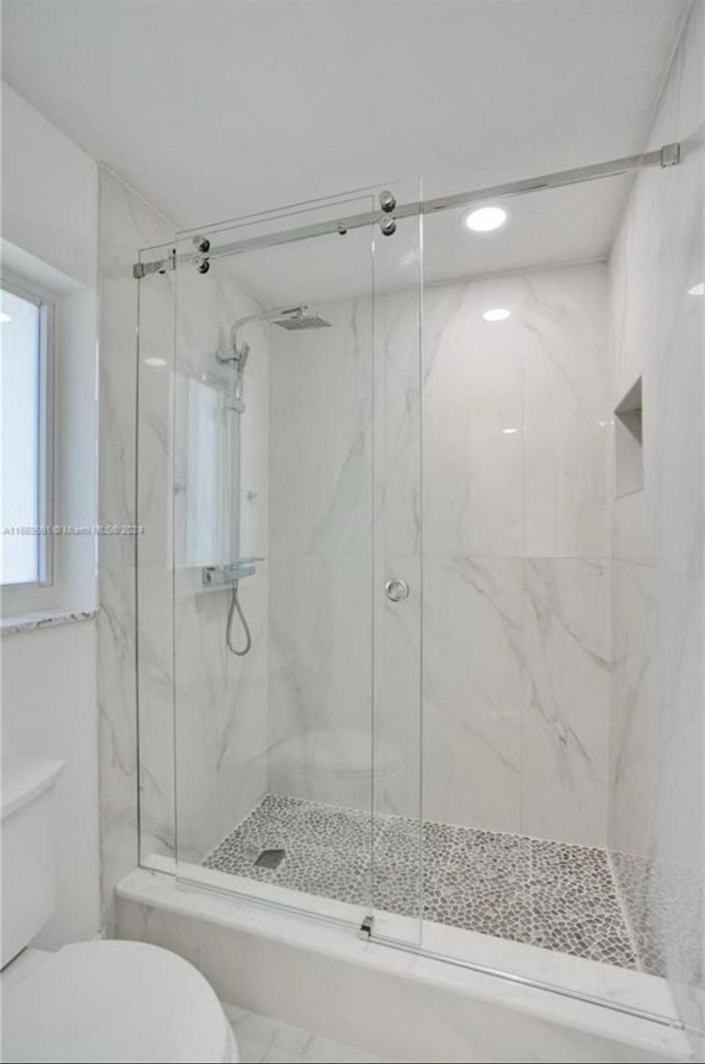 Glenwood Sub 69-33 B - Residential Lease