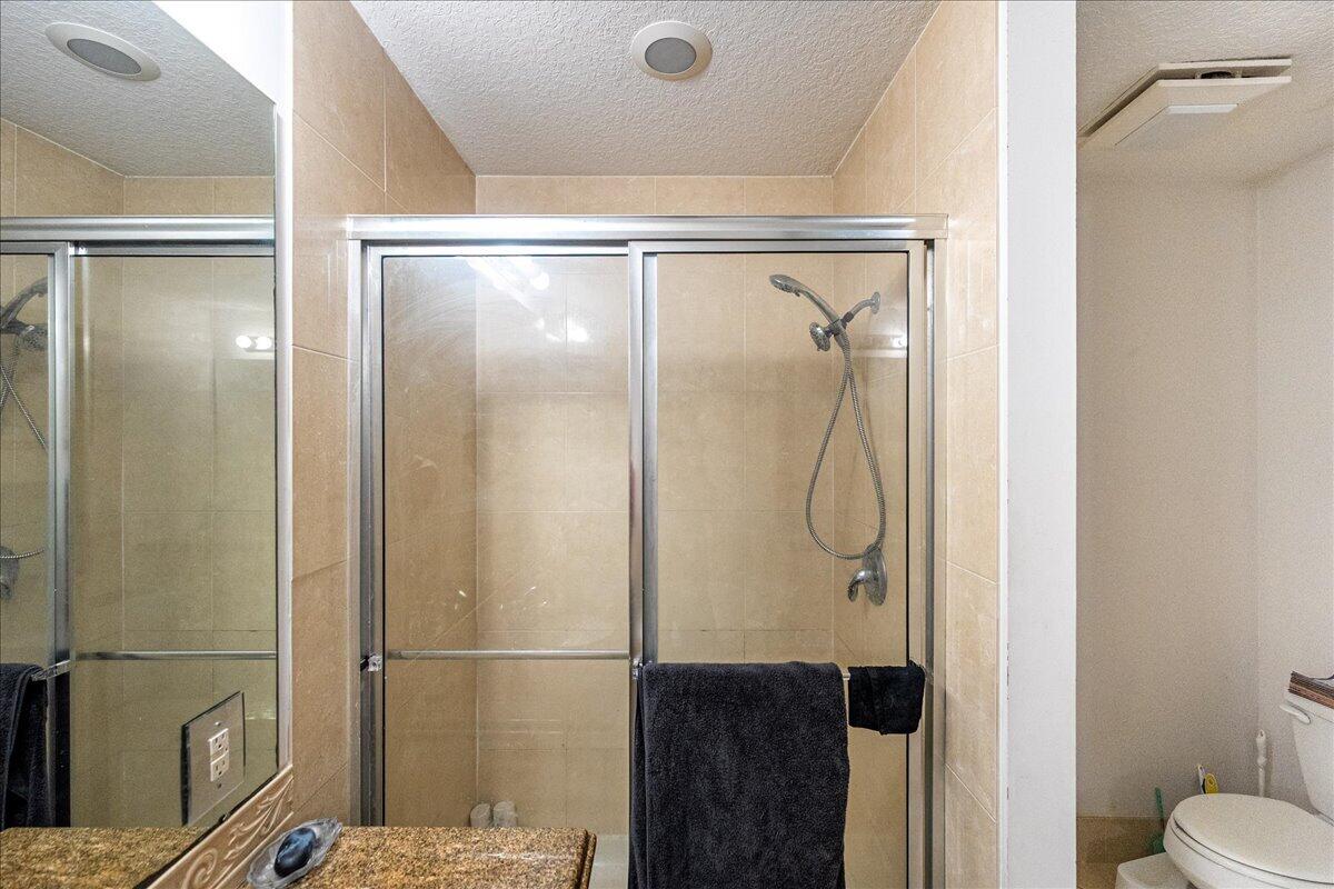 HARBOUR ISLE AT HUTCHINSON ISLAND WEST, A CONDOMIN - Residential