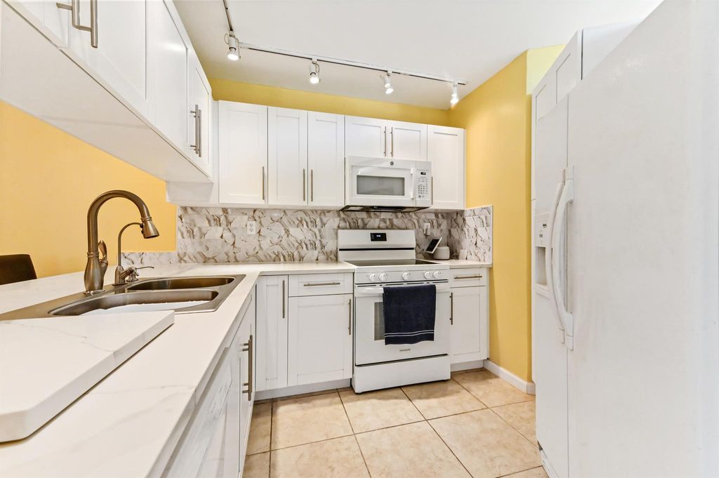 Photo of 3864 Victoria Drive, West Palm Beach, FL 33406 (MLS # R11084462)