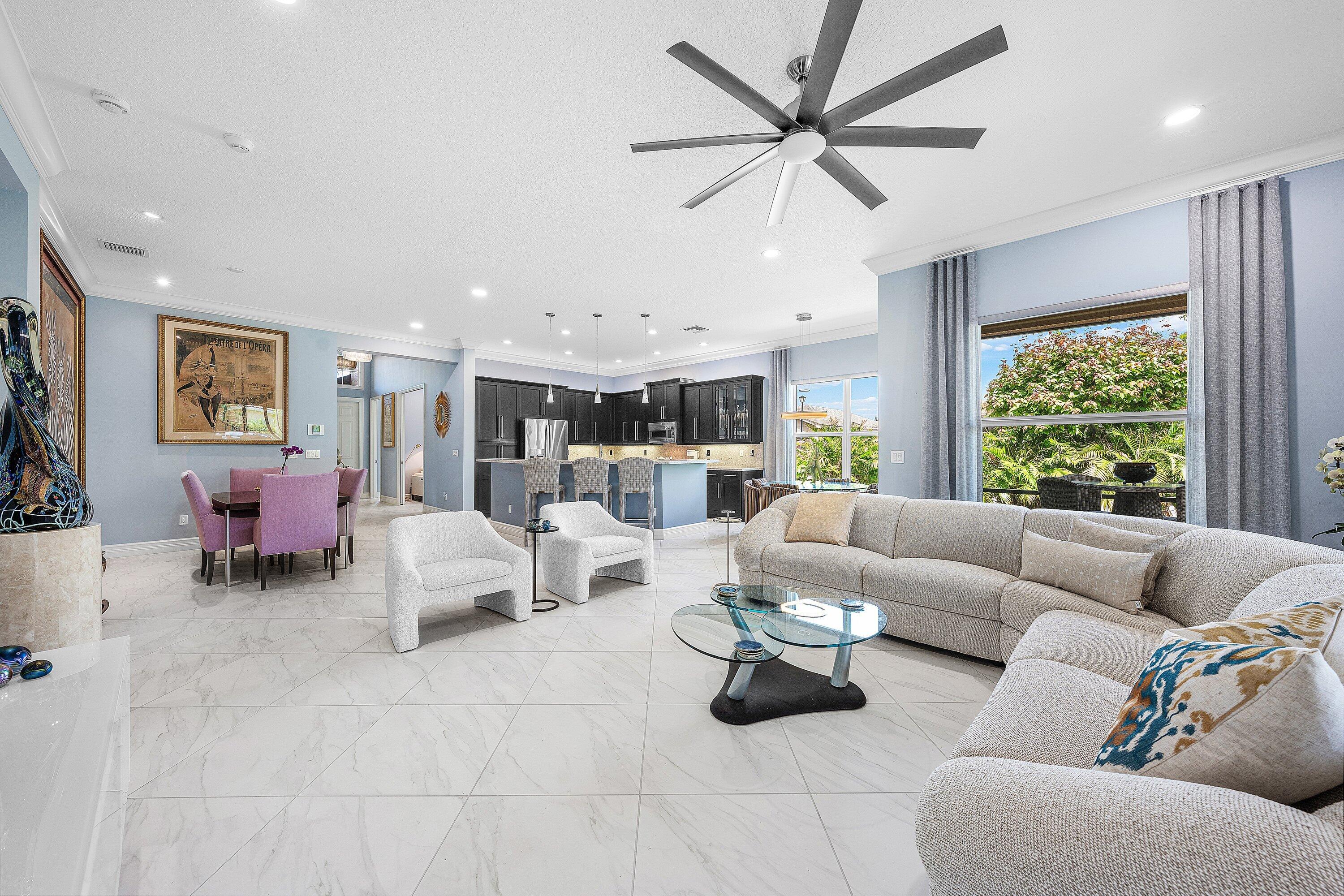 Valencia Cove - Residential