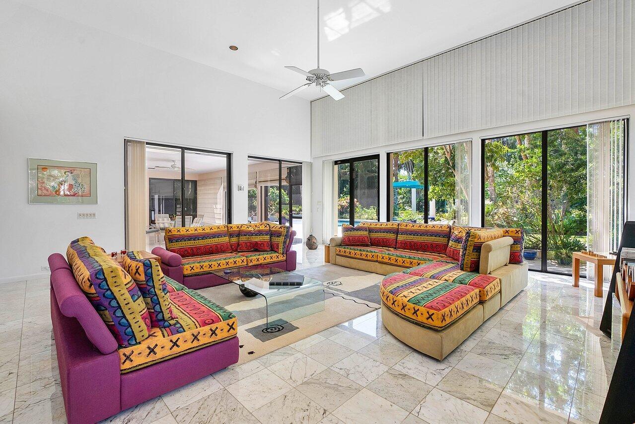 FOXE CHASE - Residential