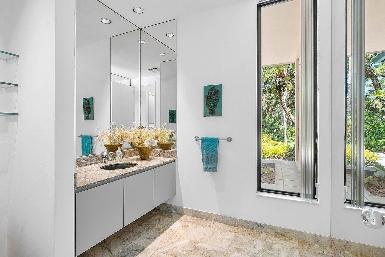 FOXE CHASE - Residential