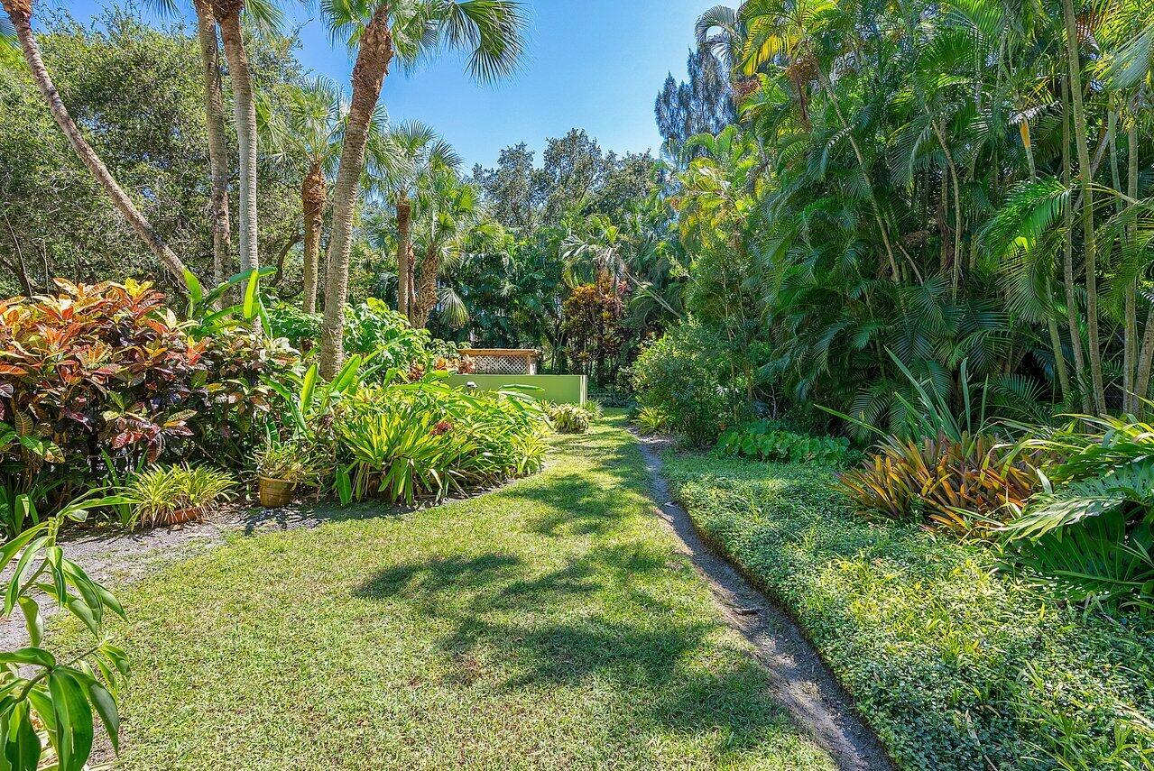 FOXE CHASE - Residential