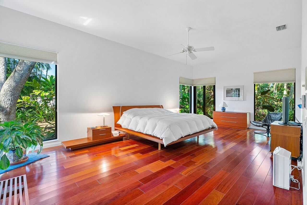 FOXE CHASE - Residential