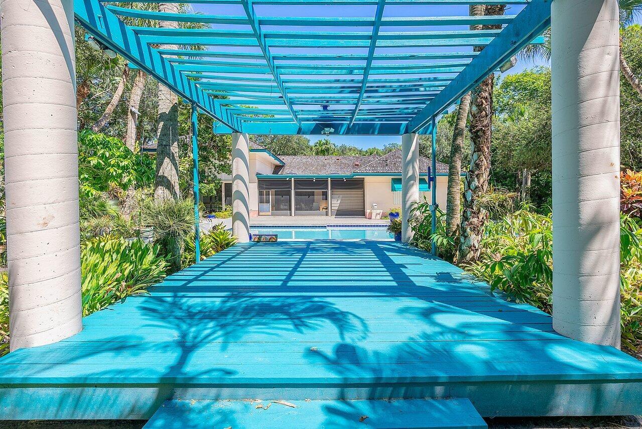 FOXE CHASE - Residential