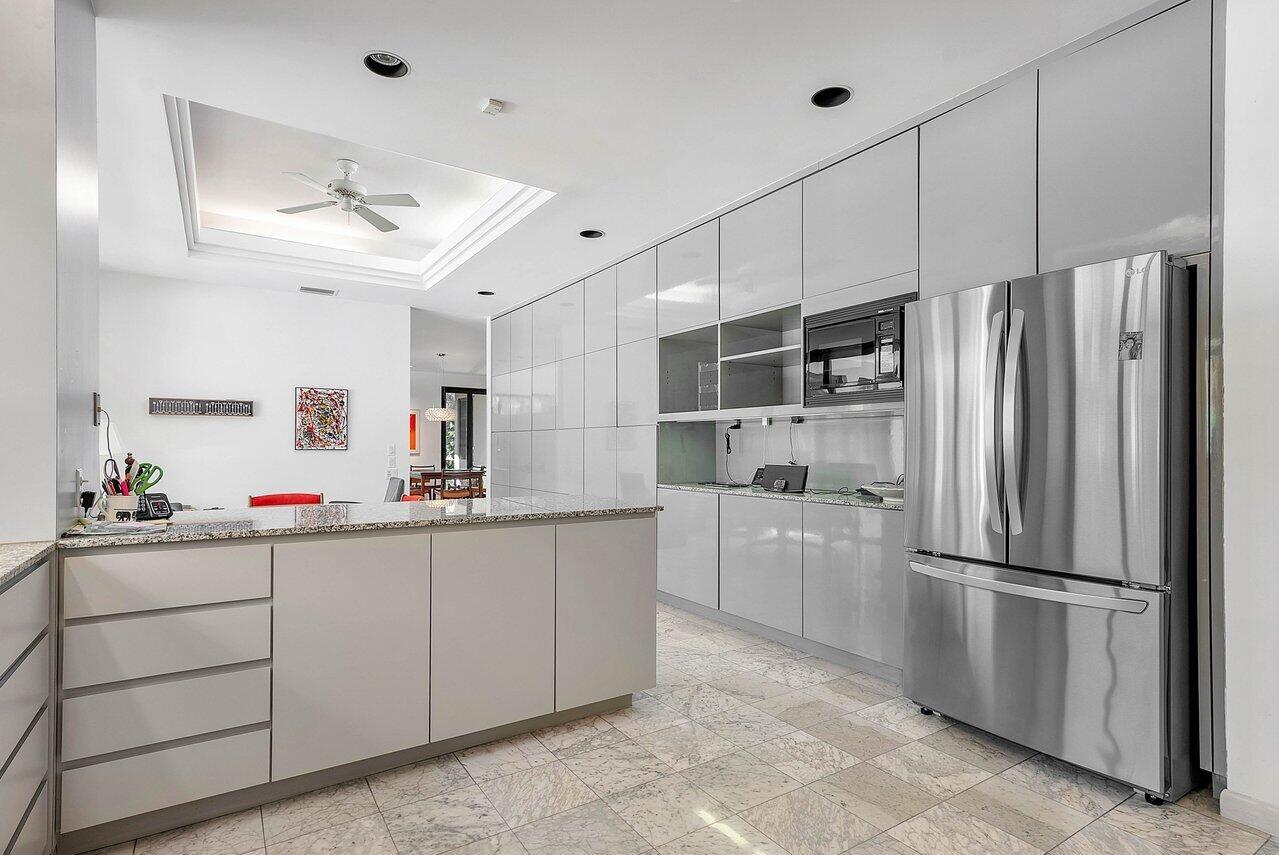 FOXE CHASE - Residential