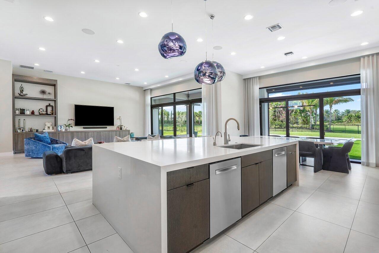 BILTMORE / BOCA BRIDGES - Residential