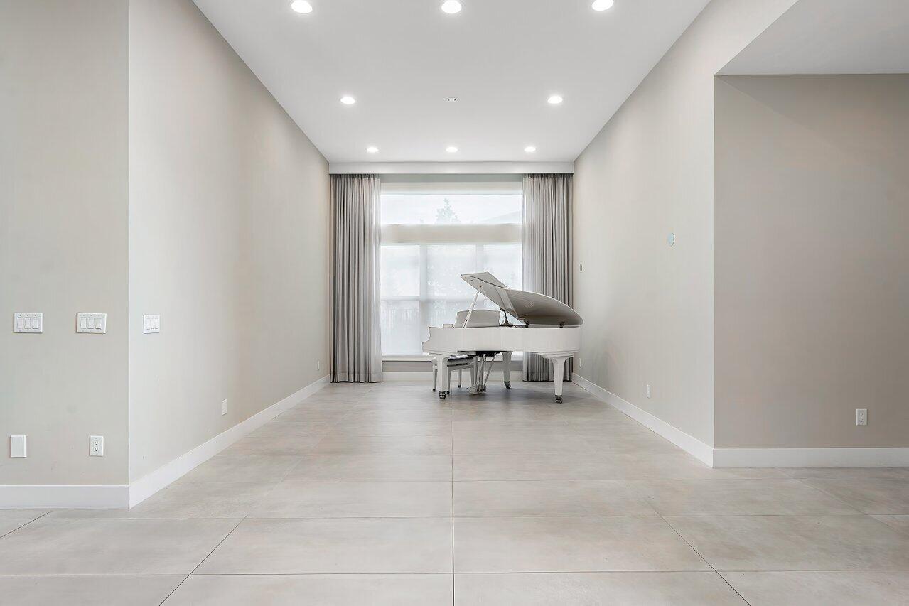 BILTMORE / BOCA BRIDGES - Residential