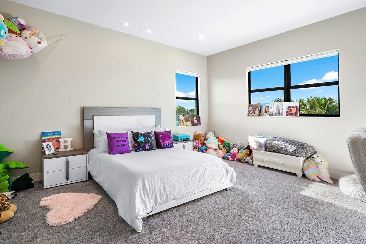 BILTMORE / BOCA BRIDGES - Residential