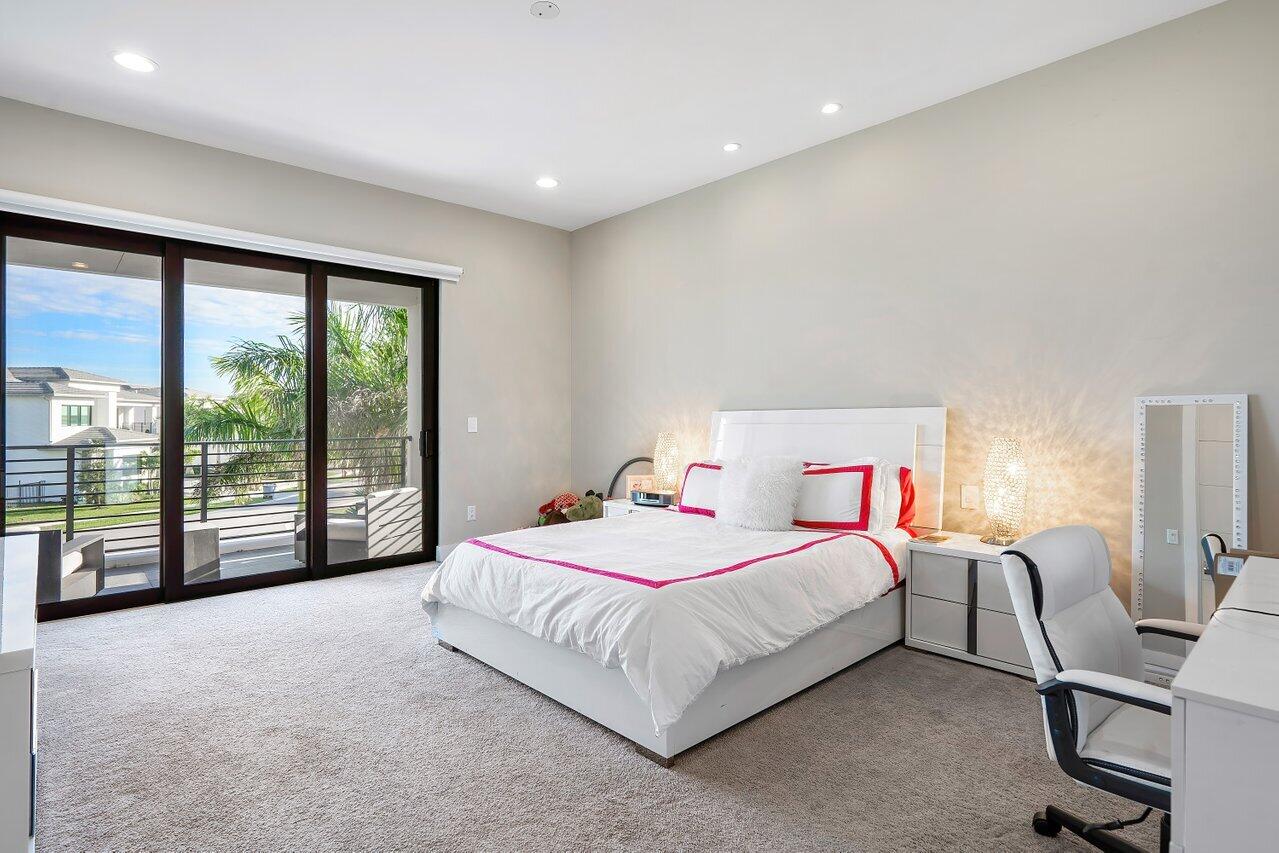 BILTMORE / BOCA BRIDGES - Residential