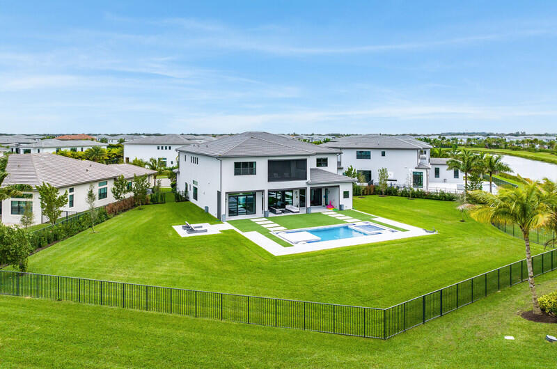 BILTMORE / BOCA BRIDGES - Residential