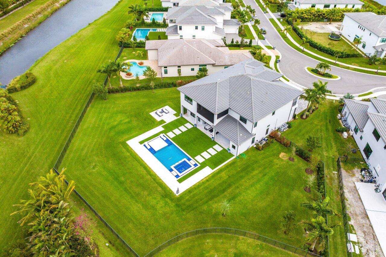 BILTMORE / BOCA BRIDGES - Residential