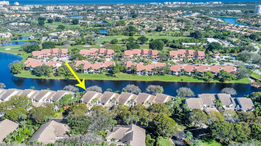 Photo of 16050 W Bay Drive #251, Jupiter, FL 33477 (MLS # R10959104)