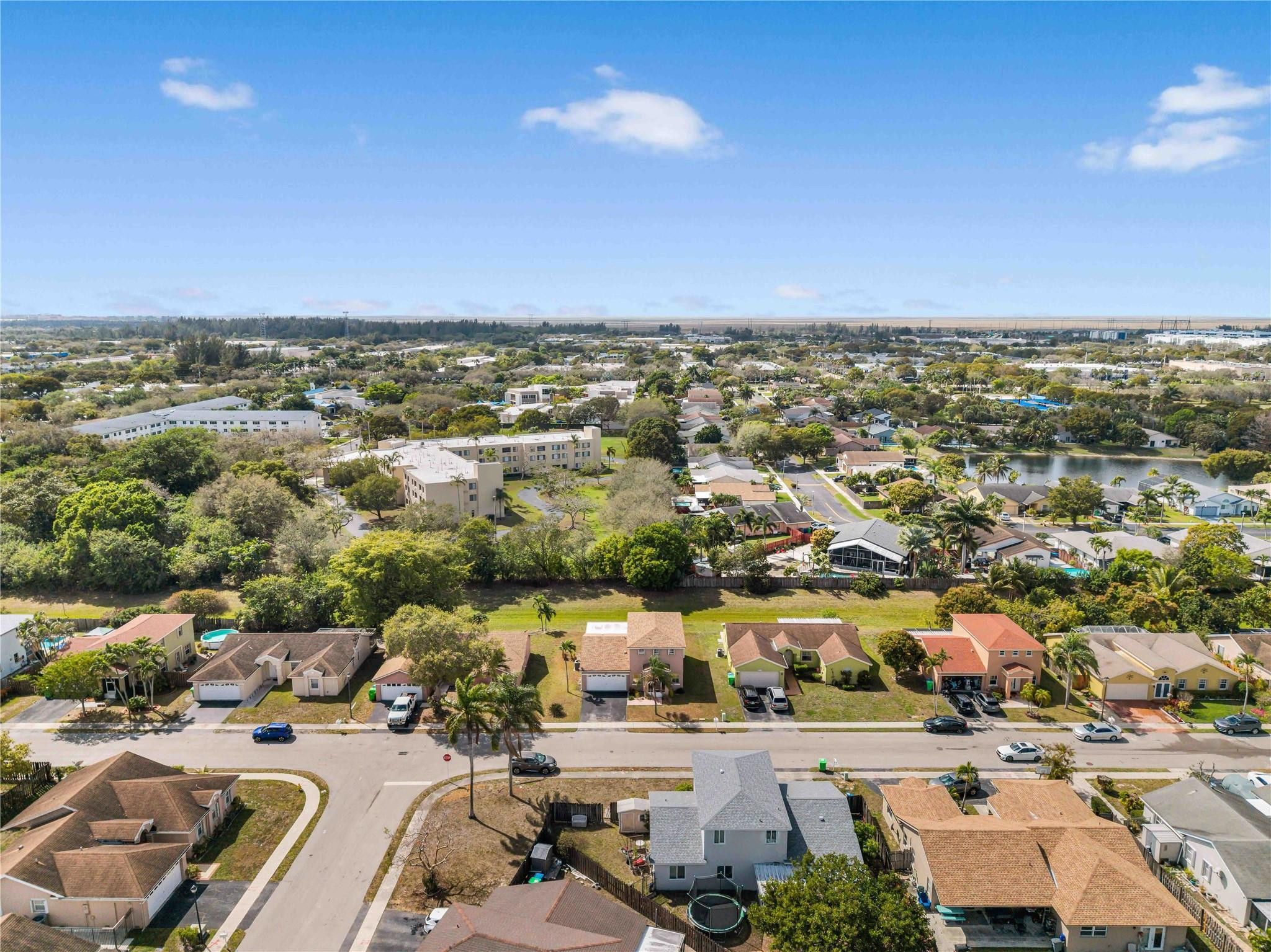 Banyan Estates 139-36 B - Residential