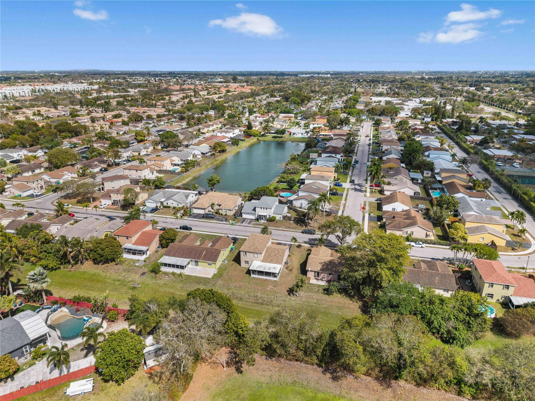 Banyan Estates 139-36 B - Residential